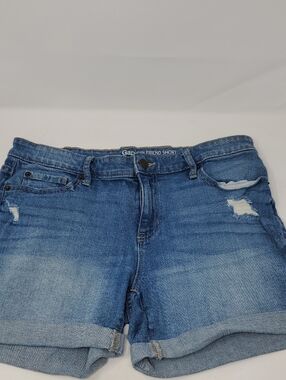 GAP GIRLFRIEND SHORT Medium Blue Rolled Hem Distressed Denim Shorts 8/29